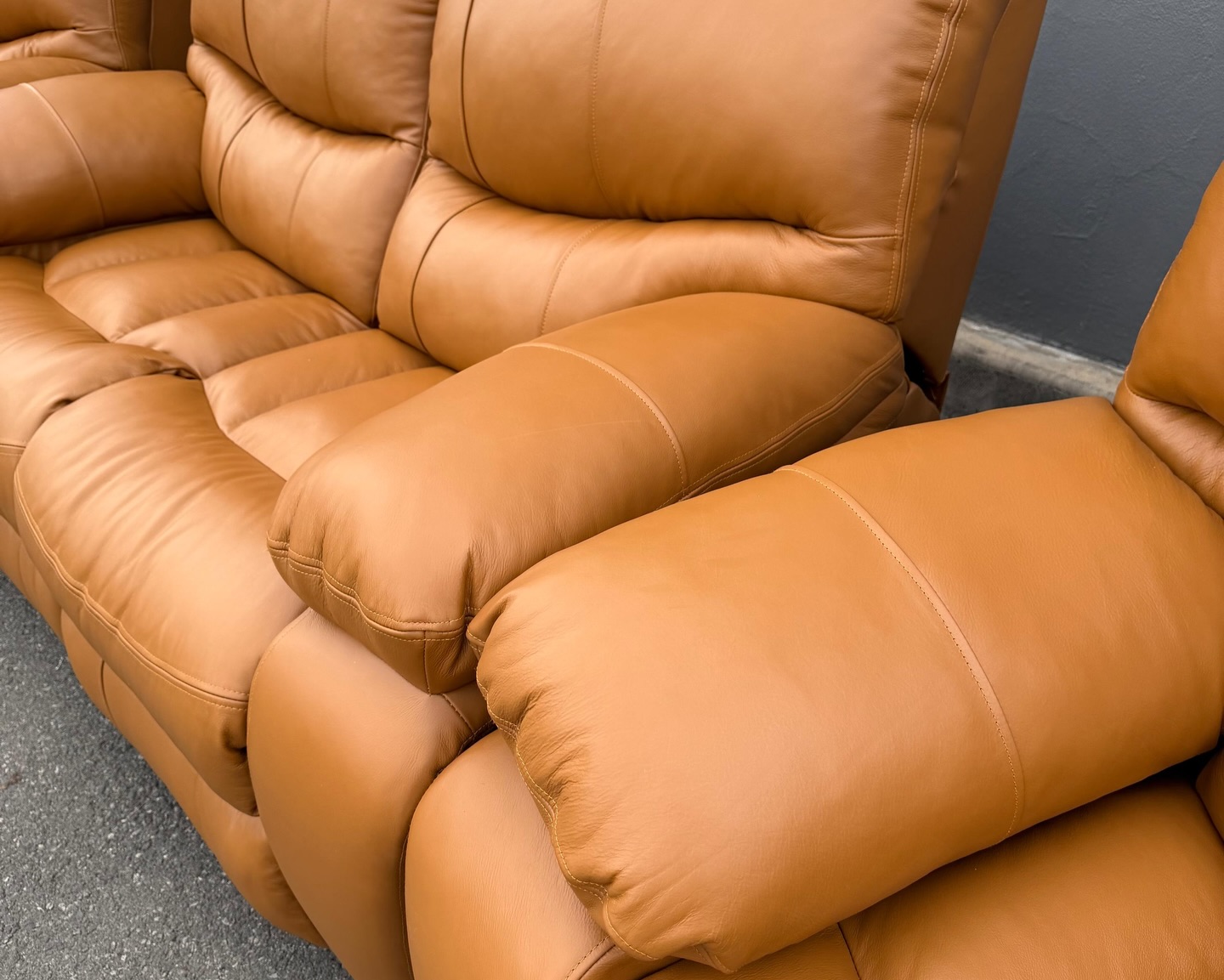 Genuine leather recliner set side profile